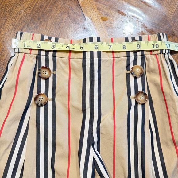 Burberry Tan Striped Tamara Icon Girls Sailor Shorts w/ Button Detail 10Y 140cm - Picture 16 of 16